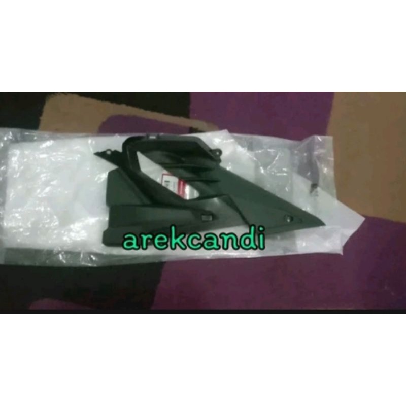 cover inner sayap shroud kupingan tangki CB150R cb 150 r 2019 v2 ori ahm