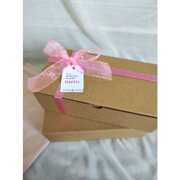 

BEAUTY MOM PACKAGE - HAMPERS HARI IBU
