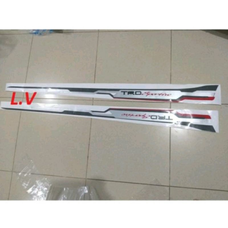 Stiker body samping TRD Sportivo A.N Yaris Agya Calya Avanza Xenia Etios Sirion hitam dan s