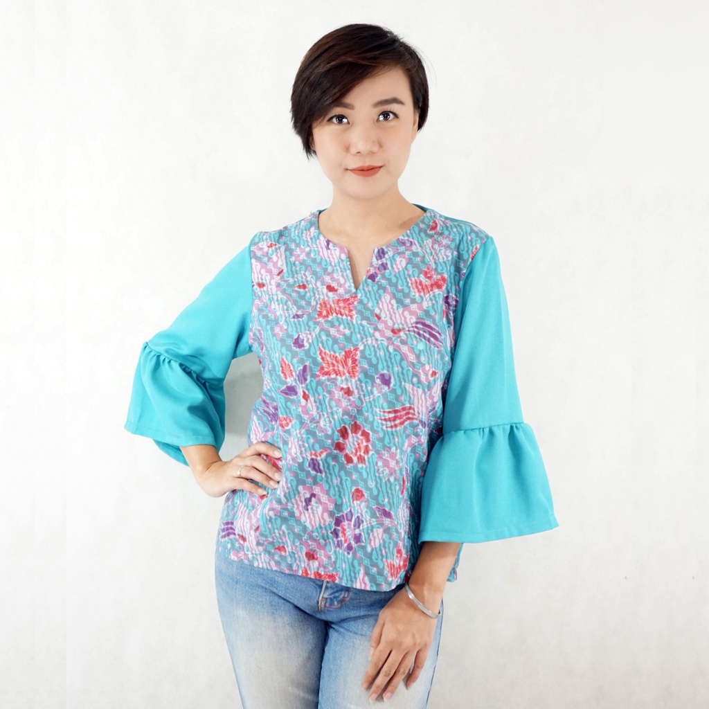 JogjaCart Atasan Batik Wanita Kaia Blue