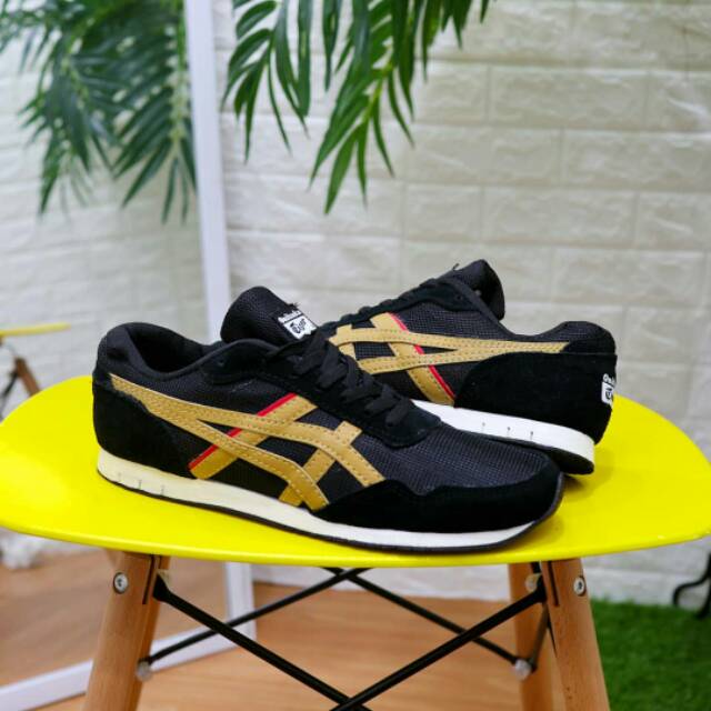 Sepatu Asics Full Suede Black Brown