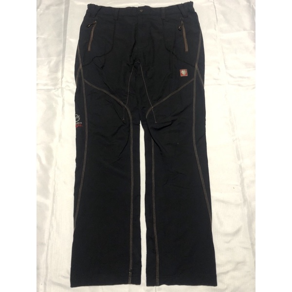 celana outdoor Blackyak softshell original good condition