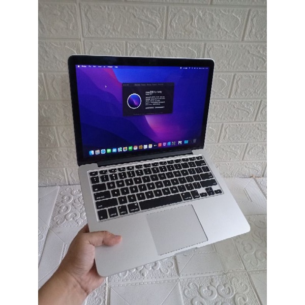 MACBOOK PRO 2015 CORE i5 RAM 8GB SSD 1TB INTEL IRIS OS MONTEREY