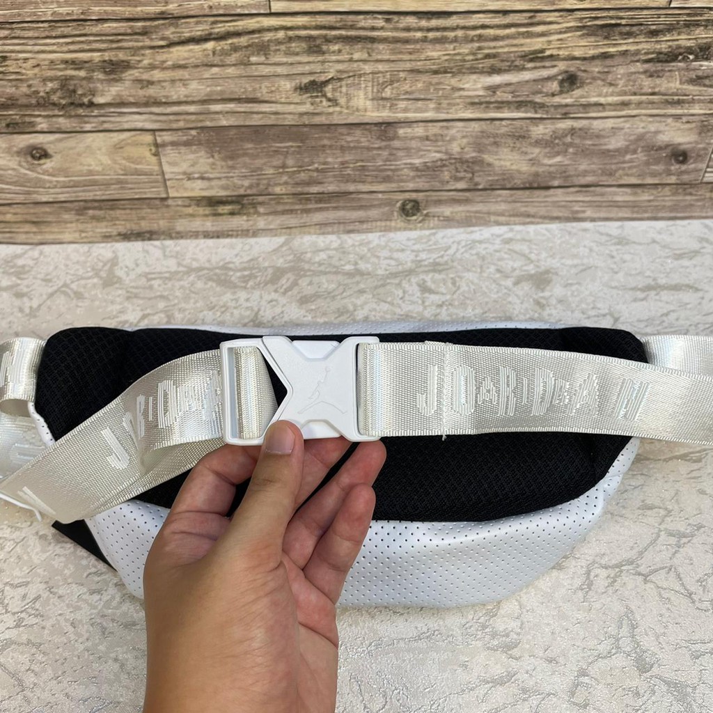 Waistbag Jordan Legacy / Tas Selempang Kulit Tas Air Jordan Leather Tas Pinggang