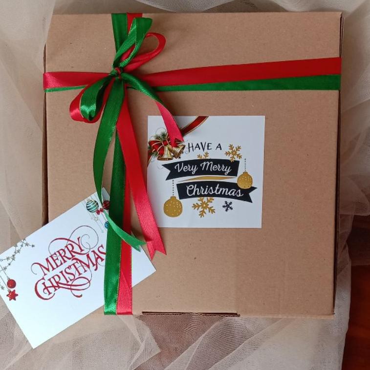 

Uy9Code New normal kit double box | Birthday hampers | Graduate hampers | Christmas hampers(terupdat