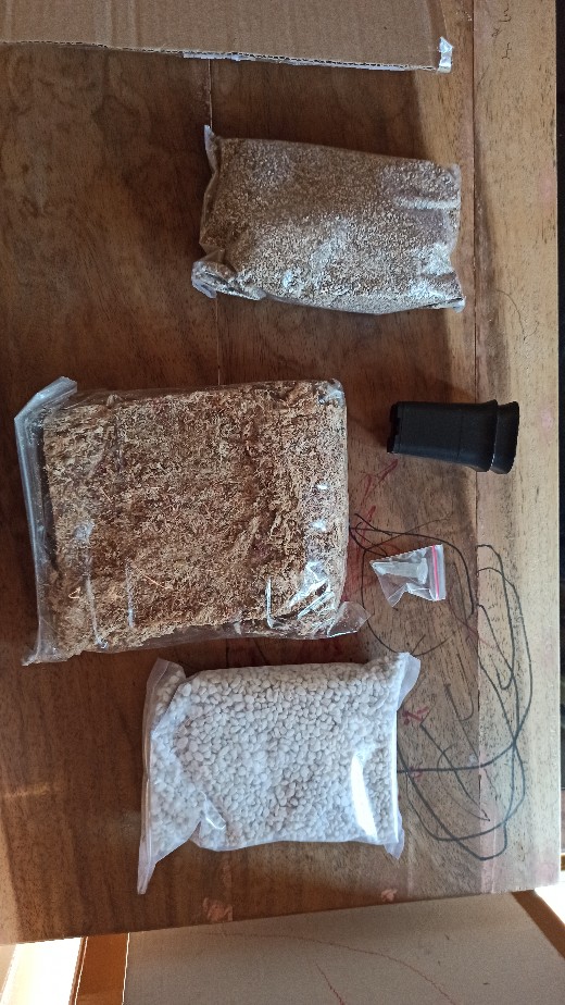 Pot Kotak Hitam 5x5x7 Cm