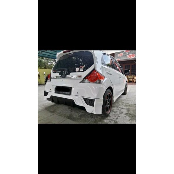 Bodykit Belakang Brio