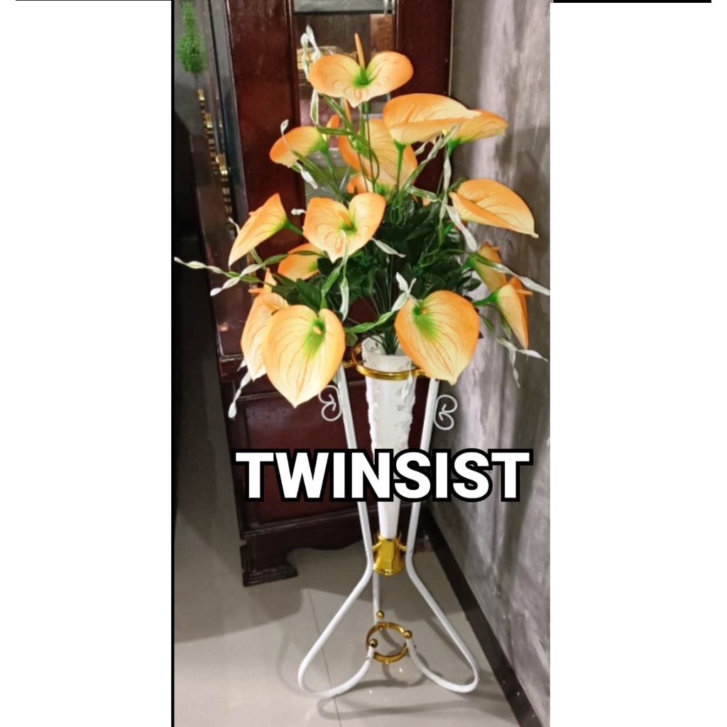 Set Bunga Aron Panda Anthurium 18 Kuntum Hias Plastik Artificial Palsu Pot Standing Besi/Bunga Sudut