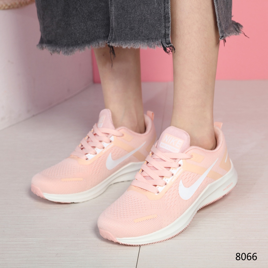 NK Sneaker 8066