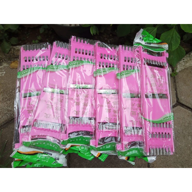 Alat parutan buah dan sayur 5 in 1 warna pink