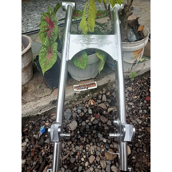 SWING AREM TIGER MERK MOS