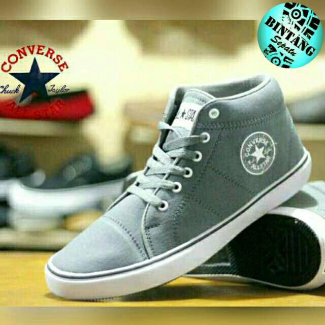 Sepatu Casual Snekers. Pria