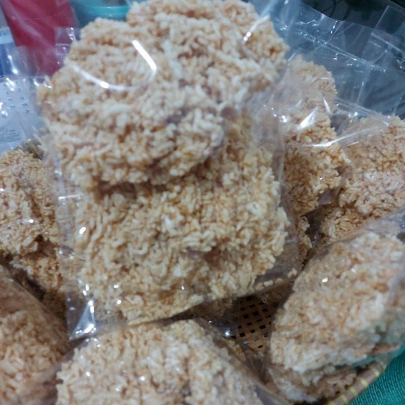 

RENGGINANG KETUMBAR BAWANG PUTIH HOME MADE IBU ANI