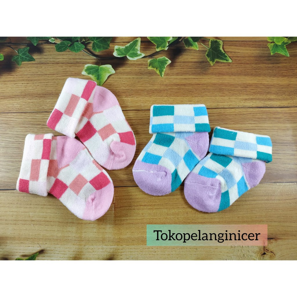 kaos kaki bayi Motif kotak murah - Kaos kaki baby newborn murah- Kaos kaki anak lembut - Kaus kaki