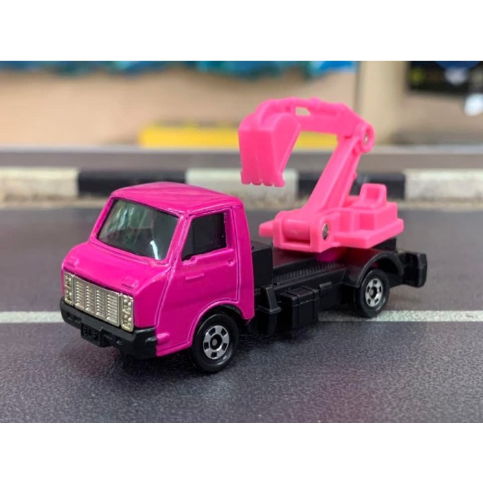 Tomica Dream Energy 30th Anniversary Isuzu Elf FF Mypack Backhoe