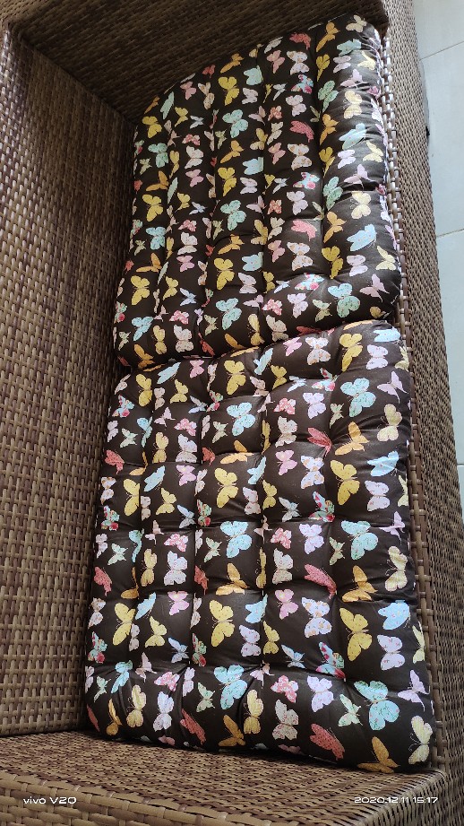 Bantal Duduk-bantal Lesehan (60x60cm Dan 60*55cm) Diukur Setelah Diisi Silikon)