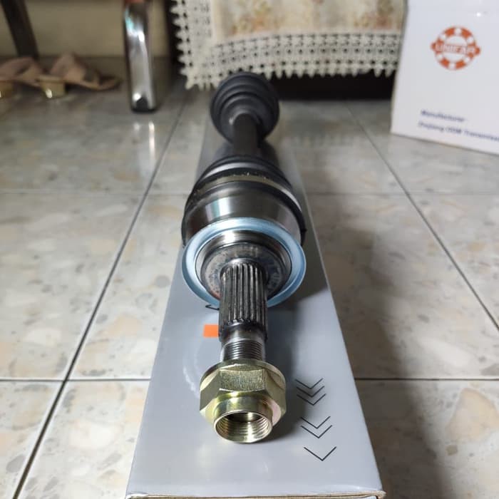 AS RODA CV JOINT ASSY KIRI MANUAL CHEVROLET SPIN 1.2-1.5CC GC-8-8917 MERK UNIFAR