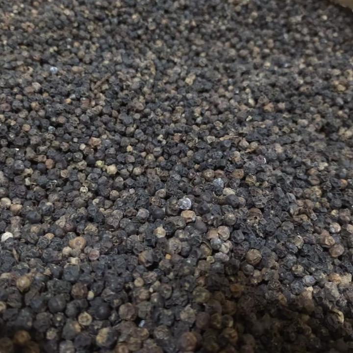 

Special - Biji Lada Hitam 1KG Kilo/ Whole Black Pepper Murni Asli!! ,.
