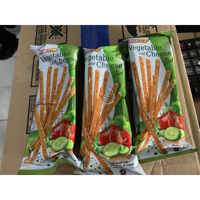 Biskitop Vegetable and cheese Stick