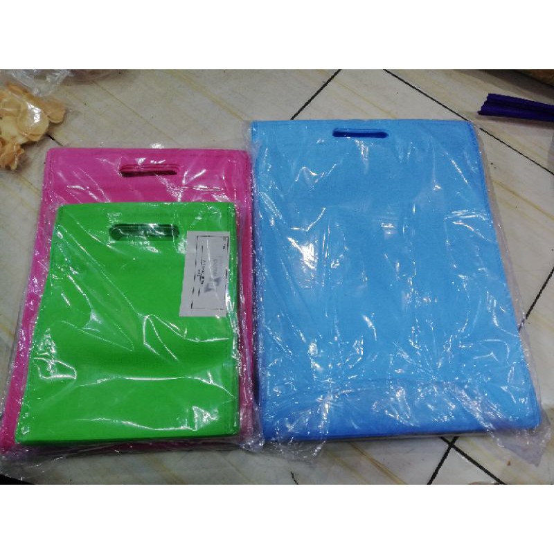 

Tas spunbond Oval uk 30x40