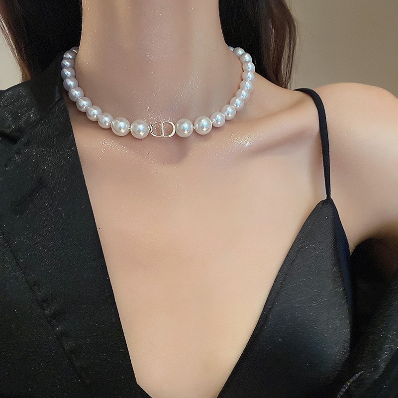 Kalung Rantai Klavikula Hias Mutiara Gaya retro Untuk Wanita