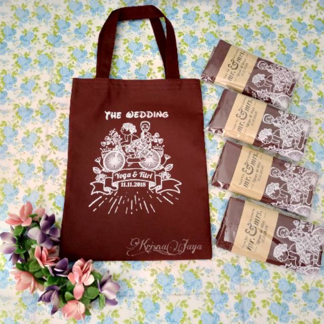 

25x35 CUSTOM DESAIN TAS SOUVENIR MURAH BERKWALITAS