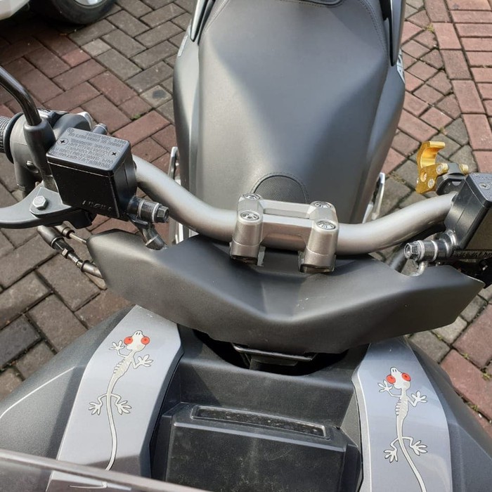 Cover Stang Bawah ADV 150