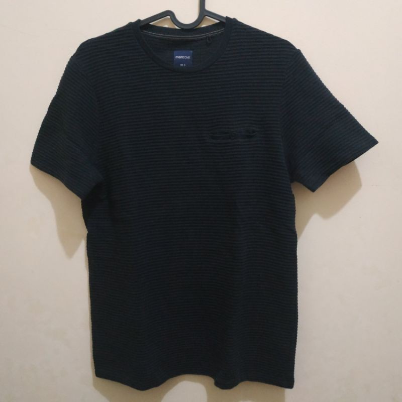 Preloved T-Shirt Manzone / Kaos Manzone