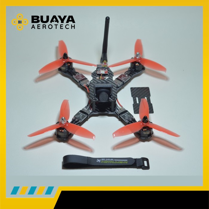 Drone Racing Mini FPV Camera 700TVL 2.8mm wide angle lens CMOS / Balap