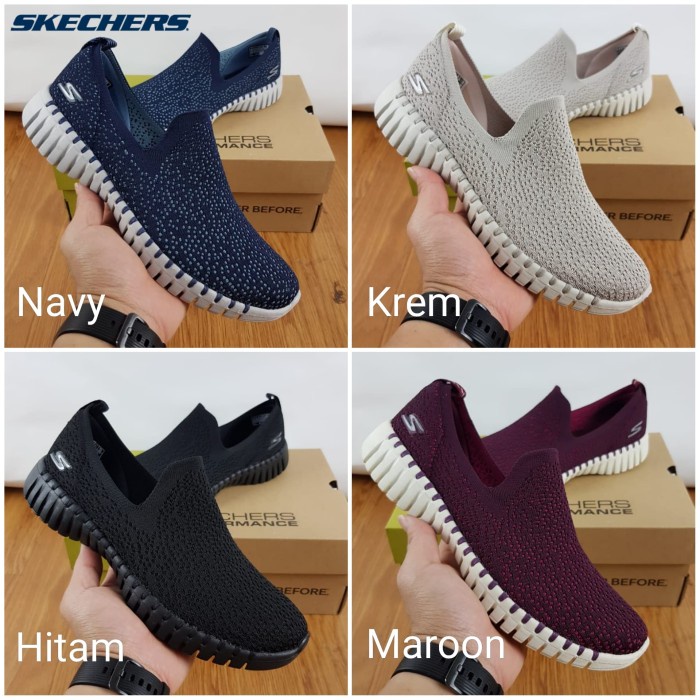 SEPATU WANITA SKECHERS / SKECHER / SKETCHERS GOWALK SMART GLORY - HITAM, 38