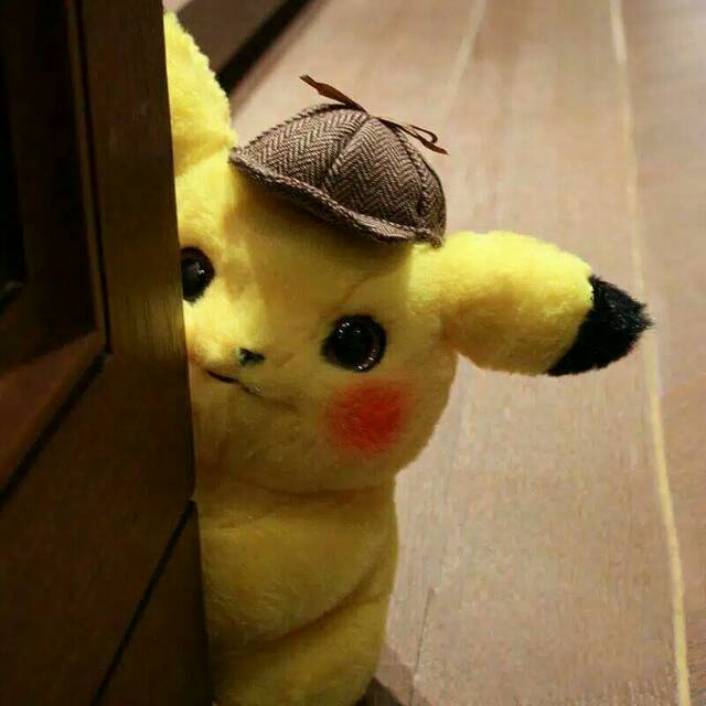 Boneka Pokemon Pikachu detective bulu lembut