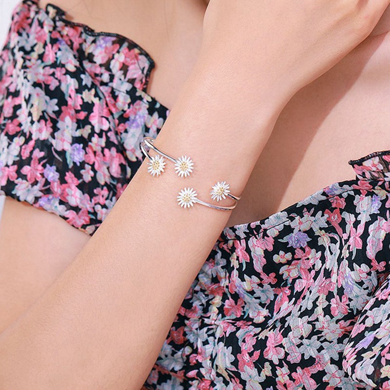 Gelang Tangan Sterling Silver 925 Adjustable Motif Bunga Daisy Untuk Wanita