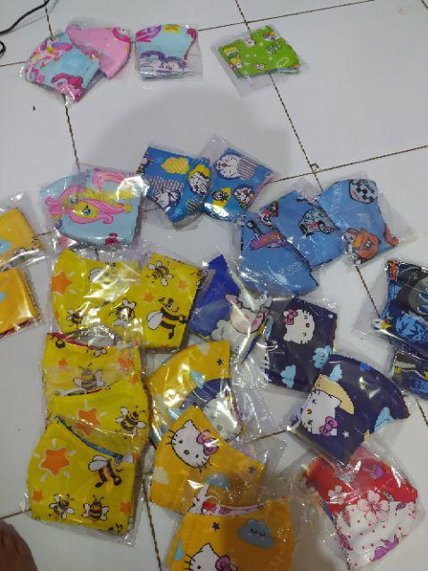 Masker Kain Lapis Busa (3 Lapis)