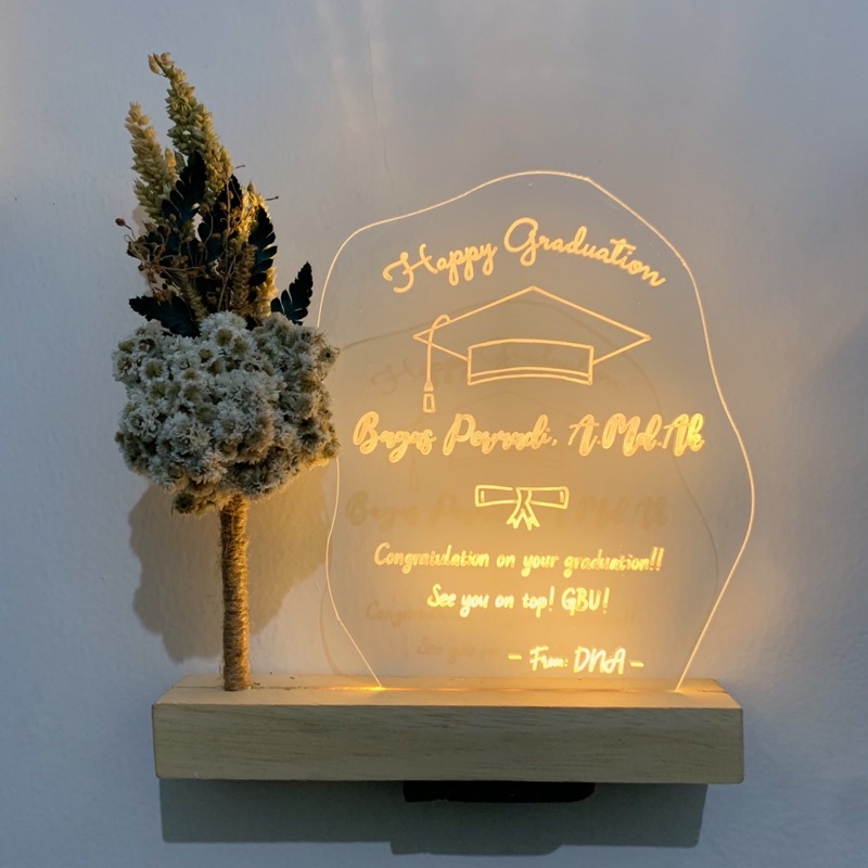 Buket Akrilik LED Batrai Custom Akrilik LED Kado Wisuda Ulang Tahun Buket Akrilik Custom Lampu Tidur