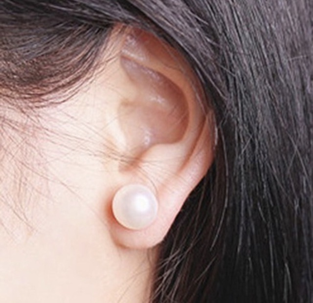 Anting Wanita bentuk Mutiara