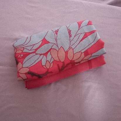 Preloved Jana scarf by Kamiidea