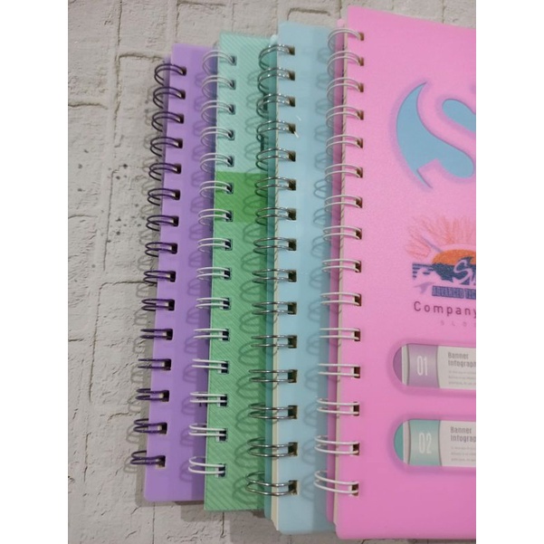 

Buku spiral Uk A5 60 Lembar/ Memo Spiral cover mika/notebook