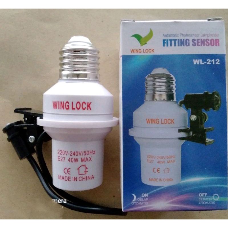 Fitting Sensor Cahaya