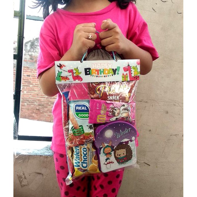 

BIJIAN- TAS LABEL SNACK ULANG TAHUN BINGKISAN KHITANAN SELAPANAN AQIQAH