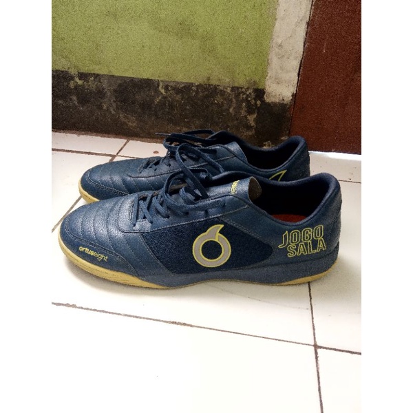 sepatu futsal ortuseight jogosala grafity size 45