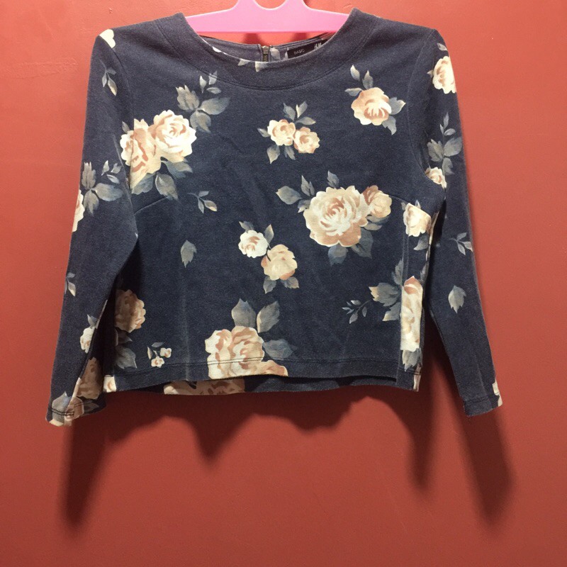 Jual PRELOVED Crop Top Biru Bunga (S) | Shopee Indonesia