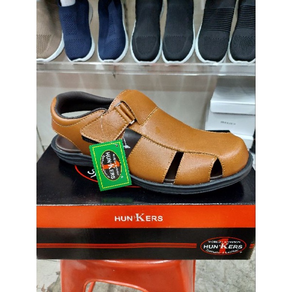SEPATU SENDAL KULIT PRIA HUNKERS/sepatu kulit pria