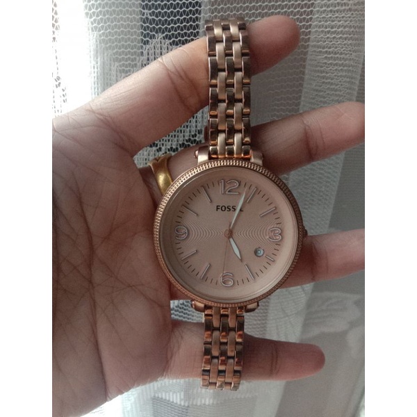 ⛔SOLD⛔ preloved jam fossil jengkol rose gold es3130