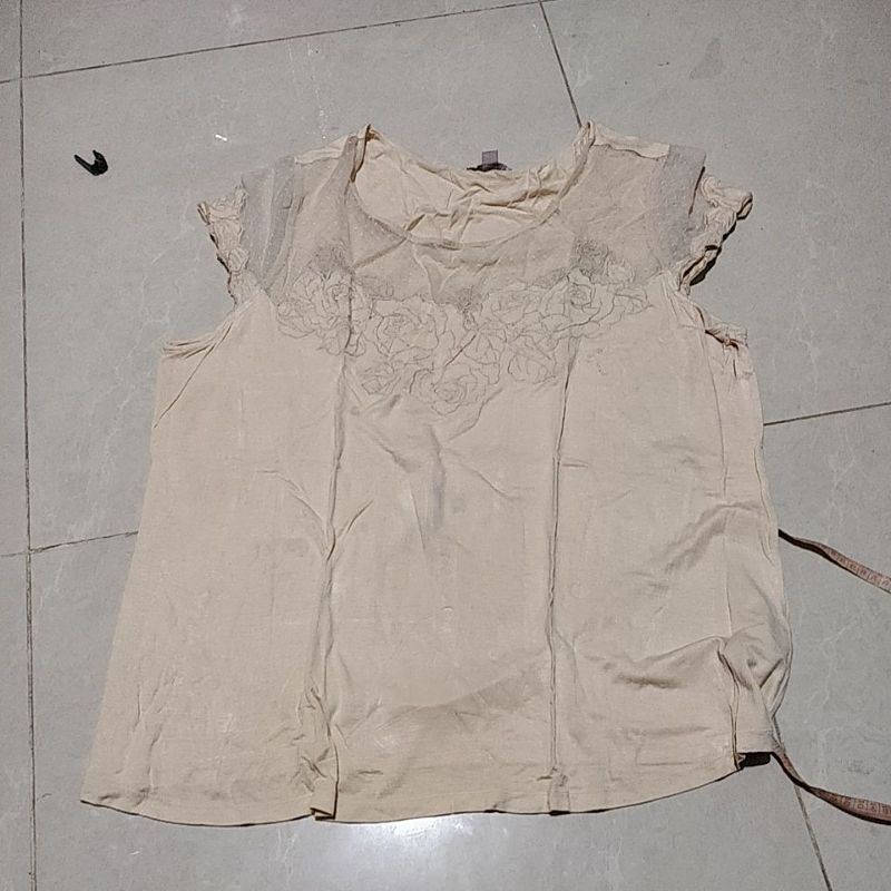 Roz&Ali preloved cream tile atasan