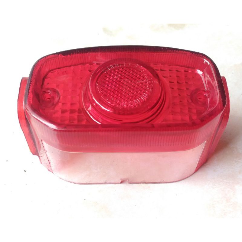 Mika stop lamp belakang yamaha v75  kaca lampu stop yamaha v75