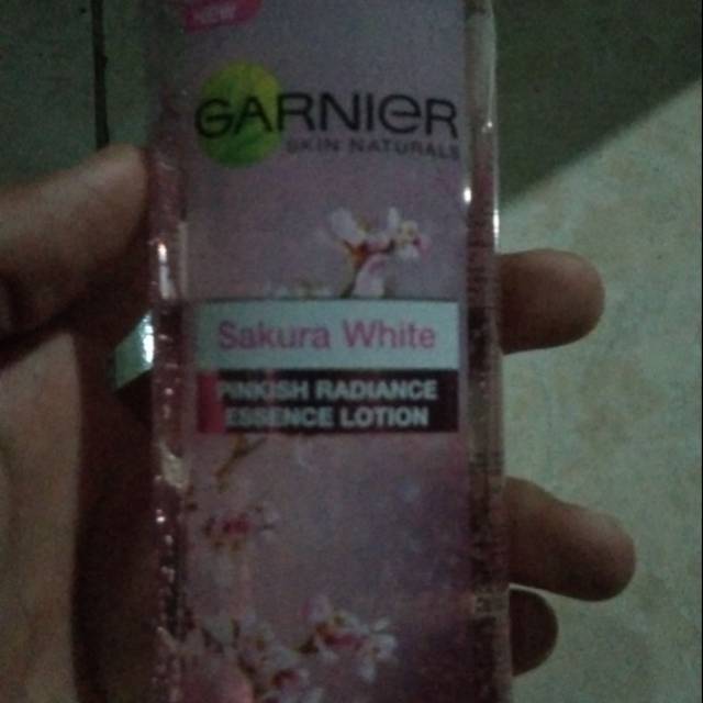 essens garnier sakura
