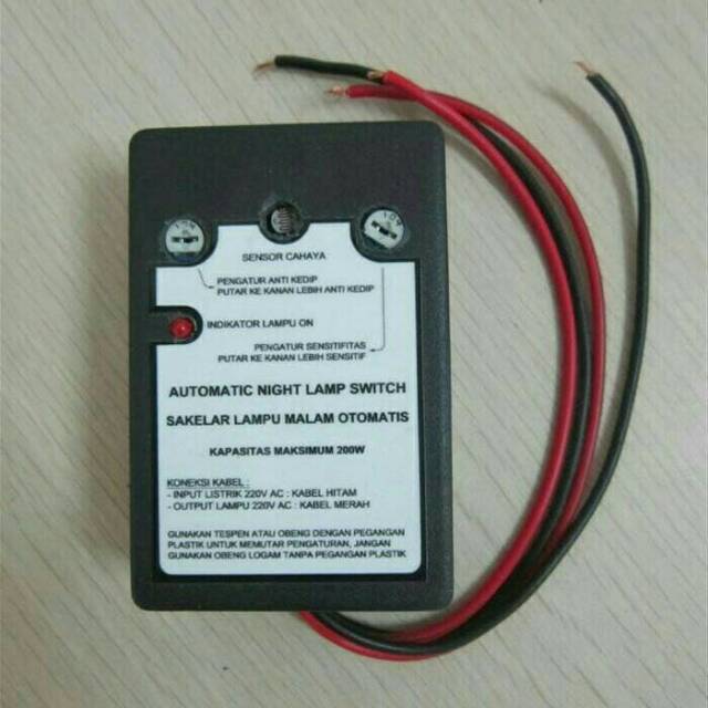 Saklar Lampu Otomatis AC 220V Siang - Malam Sensor Sensor Cahaya - allt fitting HITAM
