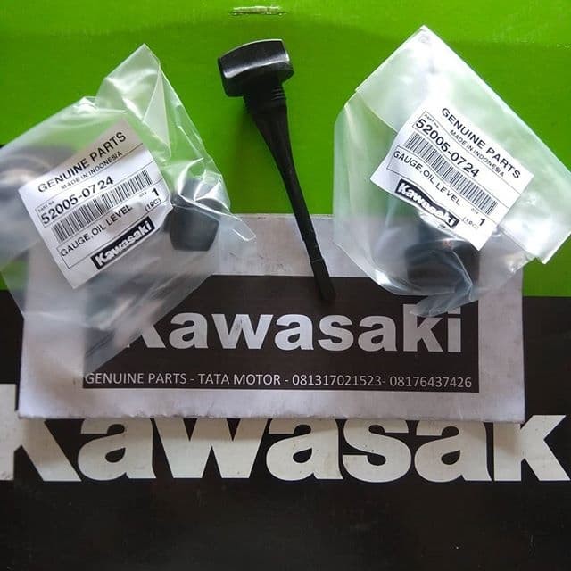 Tutup oli mesin KLX, Dtracker 150. SPAREPART KAWASAKI.