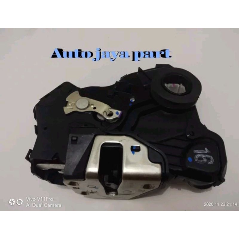 Door lock doorlock innova fortuner hilux original