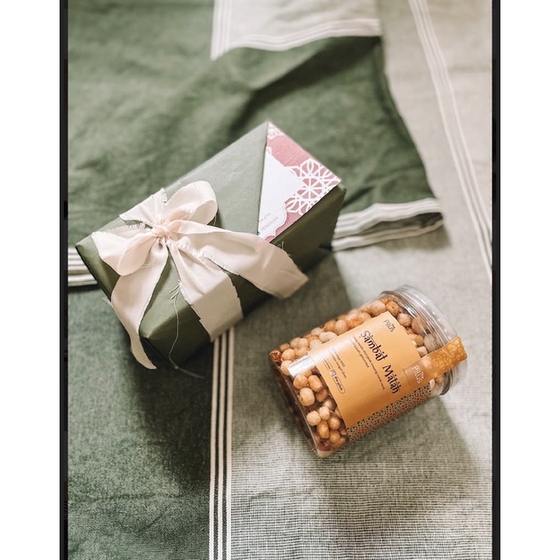 

Hampers A
